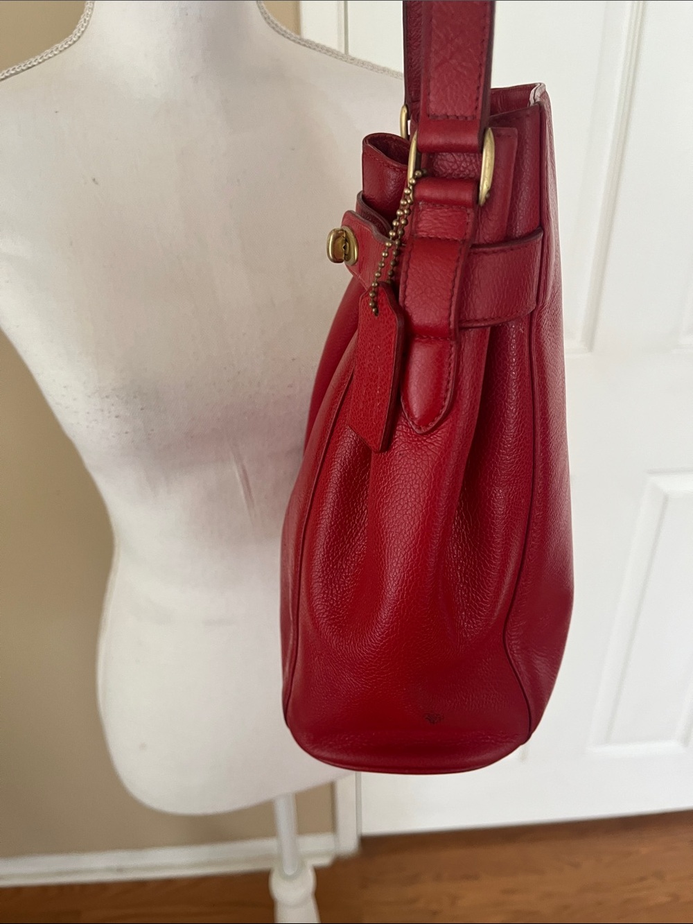 Vintage Coach Madison
Deauville bucket bag 4426 hang tag dust bag - Picture 3 of 14